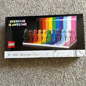 NIB LEGO Everyone is Awesome Set